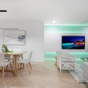 Chevron Renaissance 3 Bedroom Stunning Sub Penthouse