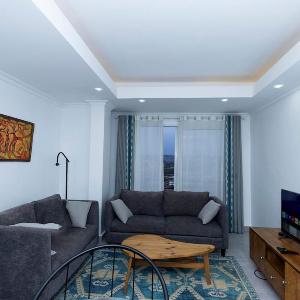 Panoramic 2BR 180 Views Near Delight Hotel