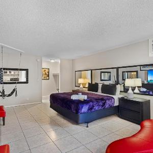 RoofTop Resort - Adults Only - Clothing Optional - Hollywood Beach