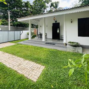 Villa Odiliya Hikkaduwa