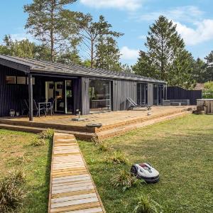 3 Bedroom Amazing Home In Ebeltoft