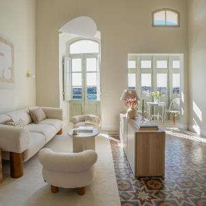 Luxury 3 bedroom apartment with sea view LDEM1-6