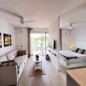 WELCS ESTUDIO 424 PDA cerca del mar