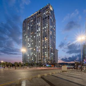 Luxury 3BR 4BA Penthouse Oceanfront Pool & Sauna Vung Tau