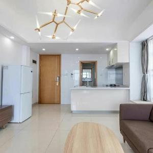 Yuetai Eastview Daily Rental Apartment