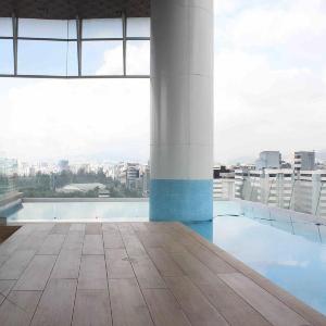 Cristal Home Apartment with a pool