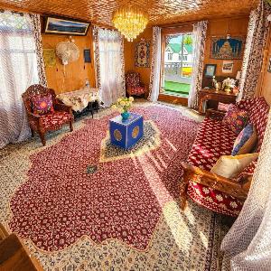 Dal lake Retreat Houseboat
