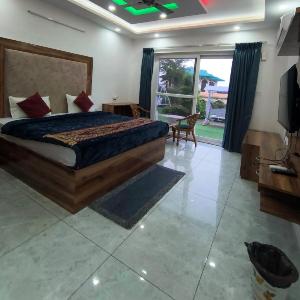 kasauli Bedrok Property