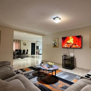 CHRISBA luxury