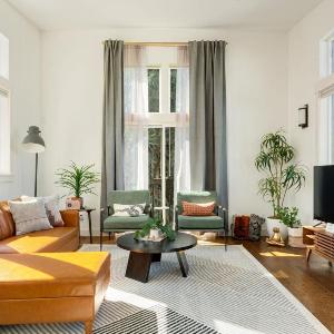 3BR 2.5BA The Orcas Parkside- In Seward Park near the lake