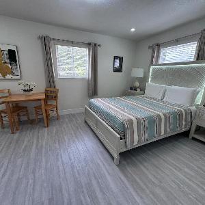 Stylish Studio Apartment by Miami Airport