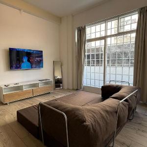 Modern Studio at Obelisco with Gaming Zone