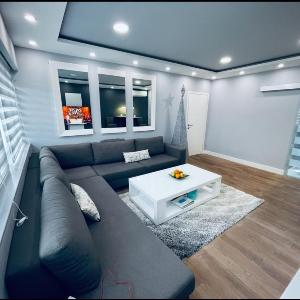 Luxury Apt 1