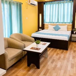 Nainital Hotel Munn Valley Near Mall Road & Naini Lake Comfortable Stay Free Wi-fi with Lift-Parking Restaurant & Best Room Service