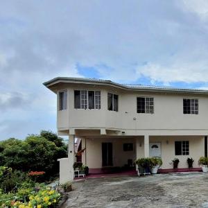 Relax and Recharge at Island Gem Apartment