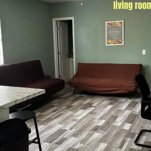 Downtown SRQ 3BR 2BA Playground Unit 1 Sleeps 6