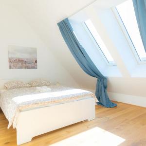 Luxury Penthouse 2-floors with Private Terrace near Prater and Center.