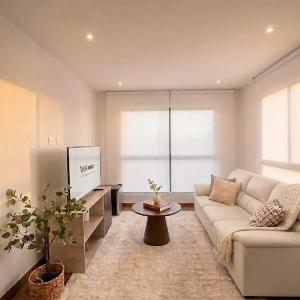 Modern & Spacious Apartment in Miraflores - Santa Cruz