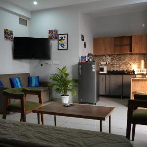Studio Unit - The Brick House
