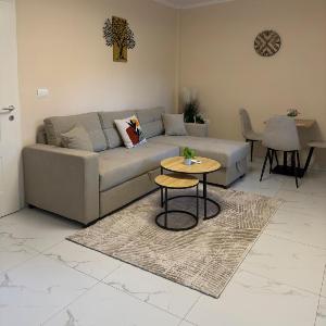 Cozy Nest - Tirana Apartment near Airport & City Centre