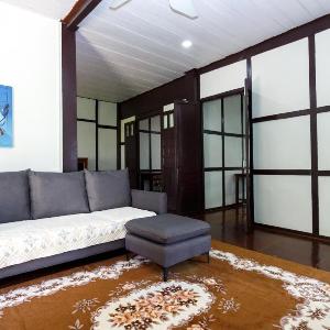 Hug Home Vientiane