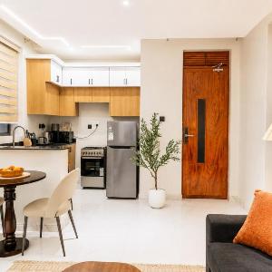 Modern 1BR Near Acacia Mall 24hours Power Free Parking