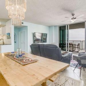 Beach Colony West PH 17D - Pelican Penthouse