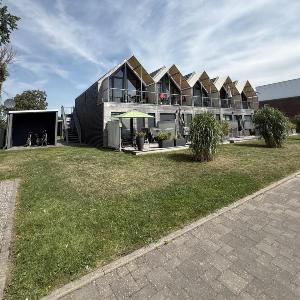 FeWo Black-Pearl in erster Seereihe direkt an der Lagune