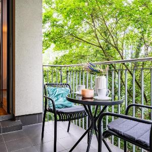 Prague Days - One Bedroom Apartment with Balcony and 200Mbps WiFi