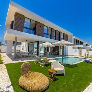New 4 Bedroom Villa with panoramic sea views