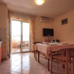 Apartment Stefani - two bedroom apartment with balcony and sea view A4