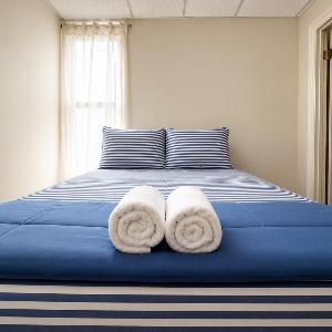 101 HOTEL MANHATTAN - Little Italy SOHO NOHO LES East Village Chinatown - 1 GIG Internet 12Inch Mattress Hardsurface Floors