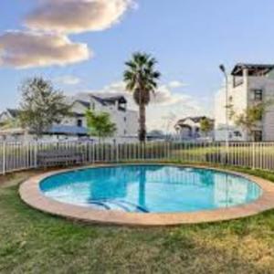 Stylish 2Br Stay Balcony And Pool By Ctha