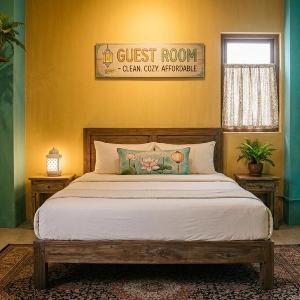 Hotel Giri Elite Near DLF Cyber City