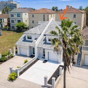 3BR Townhome Steps to Beach New Remodel SPI townhouse