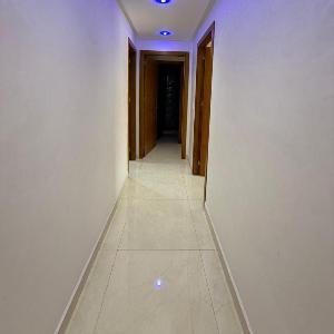 Deluxe Luxury Apartment New Building New Furniture 3 Min from the Beach