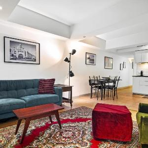 Melbourne 1-Bed Apartment Flinders Street