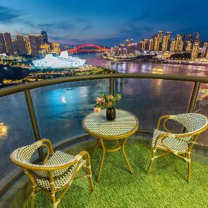 Qiyun Homestay riverfront view Hongyadong Chongqing