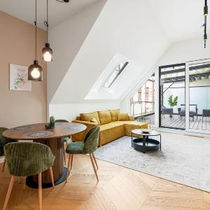 Olive Penthouse with Private Terrace and AC