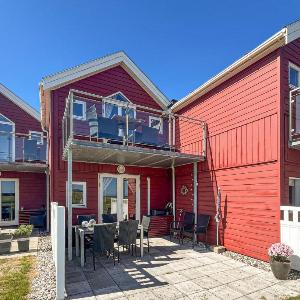 2 Bedroom Gorgeous Home In Hadsund