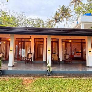 La Aurora Beach Villa