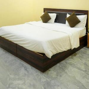 Orkostays Tapovan