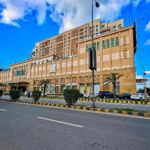 Goldcrest Mall Three Bedroom Apartment by Alvis suite - Lahore