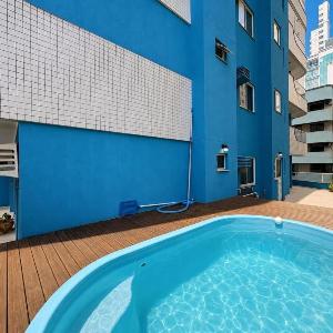300 Street - 3 bedrooms and Terrace with Pool
