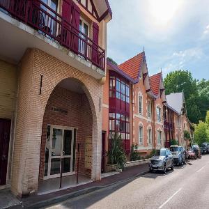 Apartment in Arcachon near Beach