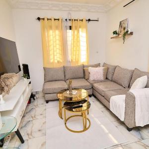 Serene Modern 1BR Secure Parking & On-Call Host