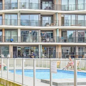 3 Bedroom Luxurious Apartment In Oostende