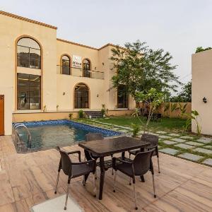 Alorawoods Villa
