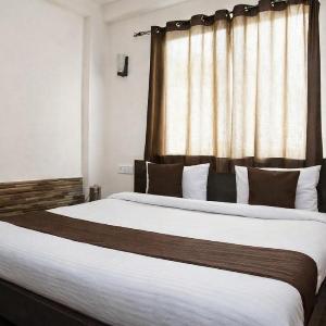 Panch Aarohan Hotel  Nature Plaza