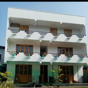 new blue topaz guest house